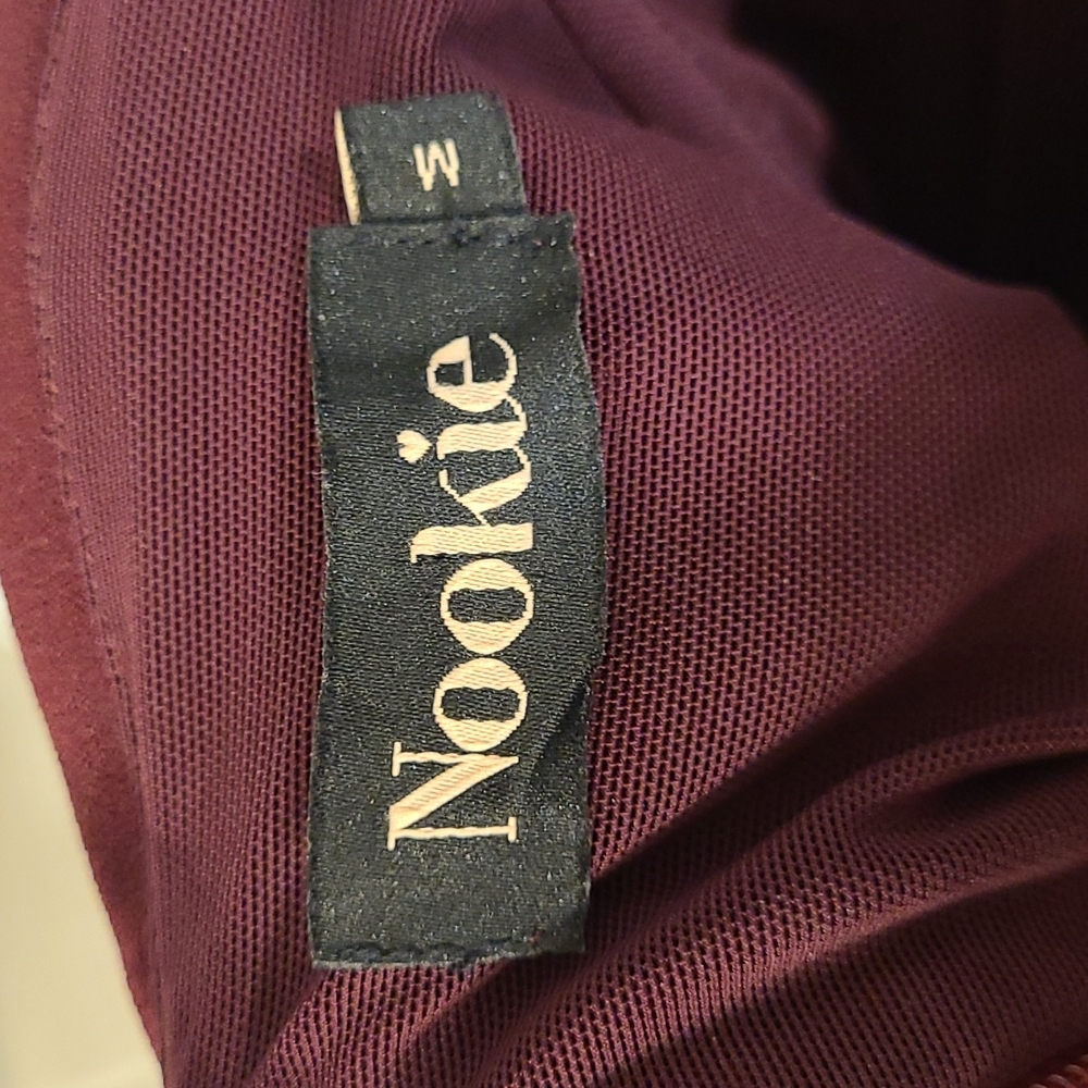 Nookie Camille Dress in Wine - size M - Picture 8 of 9